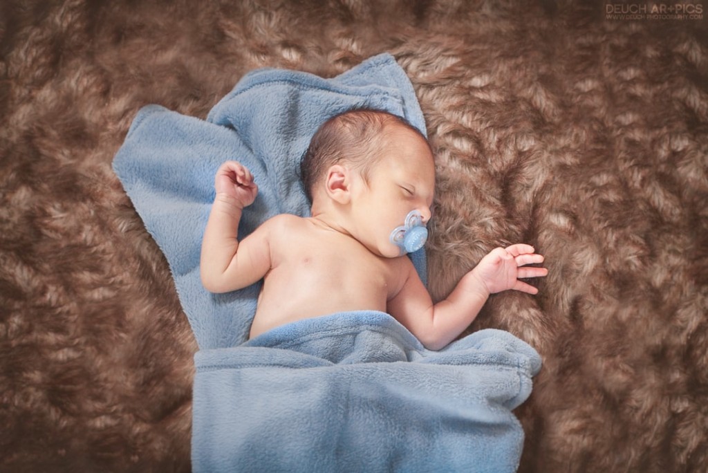 photographe-grossesse-bebe-naissance-nouveau-ne-pontarlier-besancon-vesoul-marc-jardot-deuch-photography
